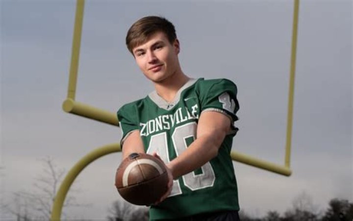 Uncover The Secrets Of NFL Legend Adam Vinatieri's Kicking Success