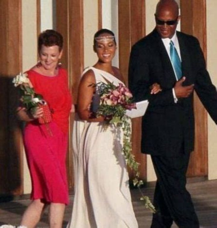 Alicia Keys' Parents' Untold Story