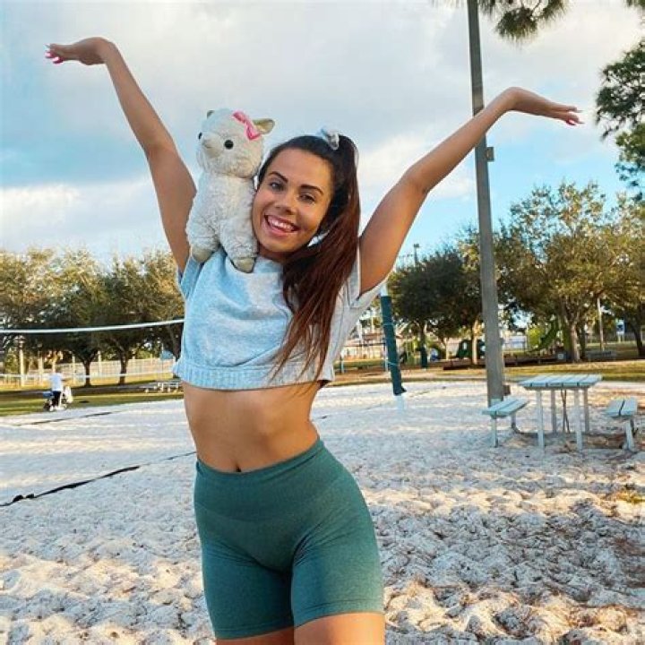 Uncover The Secrets: Amyywoahh's Boyfriend Age Revealed