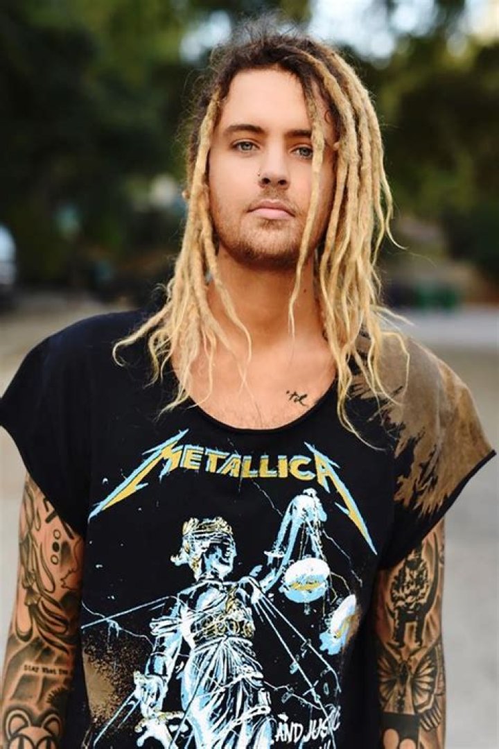 An Obituary With Uncommon Discoveries