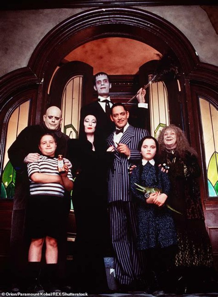 Angelica Huston's Transformative Age In "The Addams Family"
