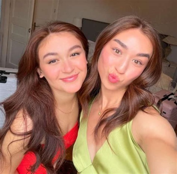 Anna Cathcart And Her Mom