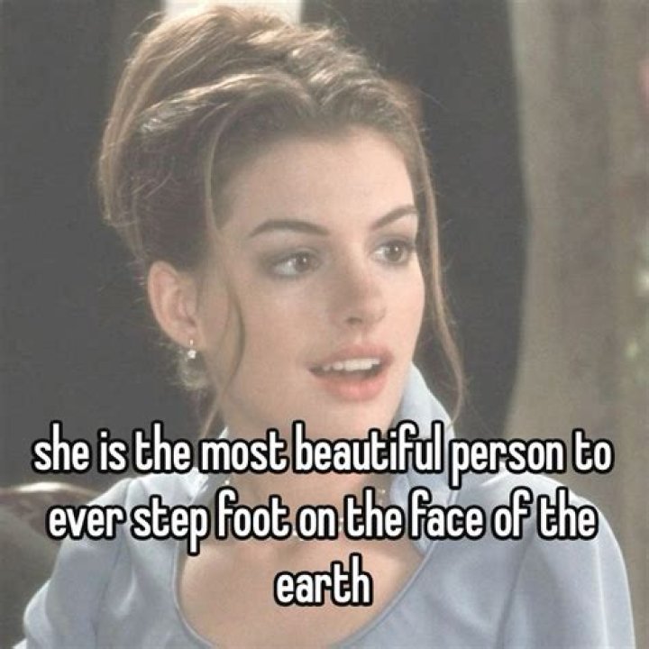 Uncover The World Of Anne Hathaway's Remarkable Sisters