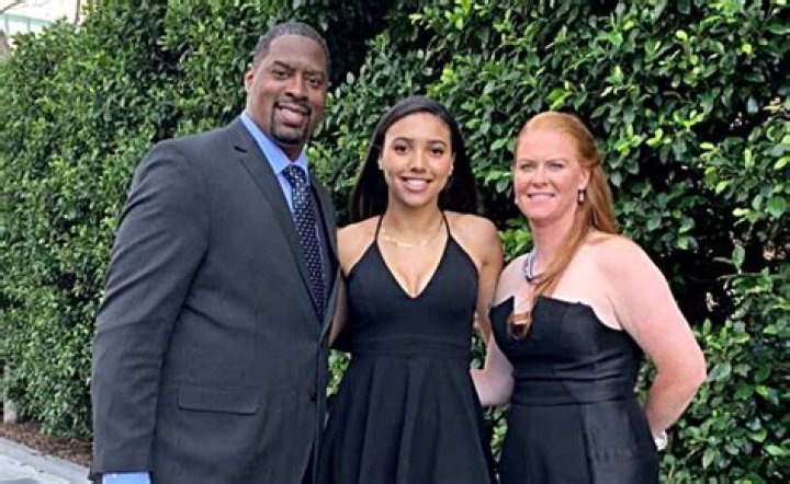 Unveiling The Impact Of Azzi Fudd's Parents On Her Basketball Journey