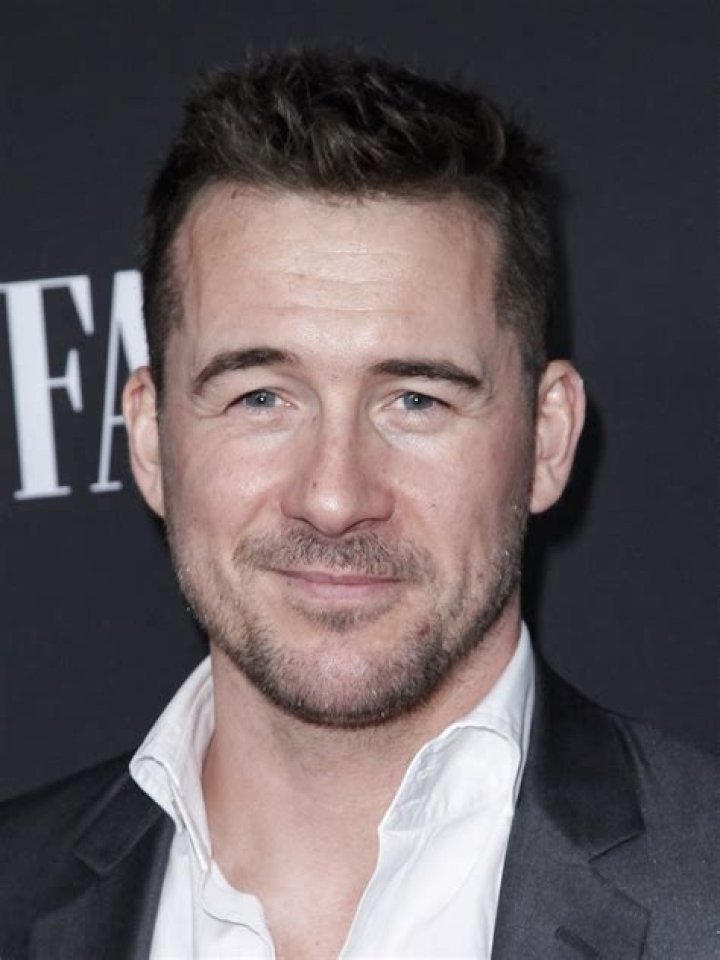 Uncover The Secrets: Barry Sloane's Son Revealed!