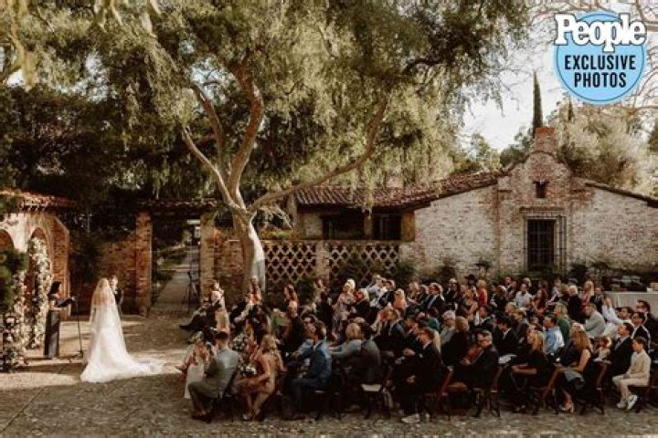 Unveiling The Secrets: Bonnie Somerville's Relationship Odyssey