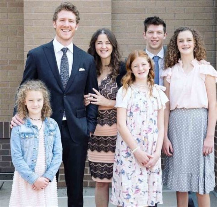 Brooke Elliott: A Childless Journey