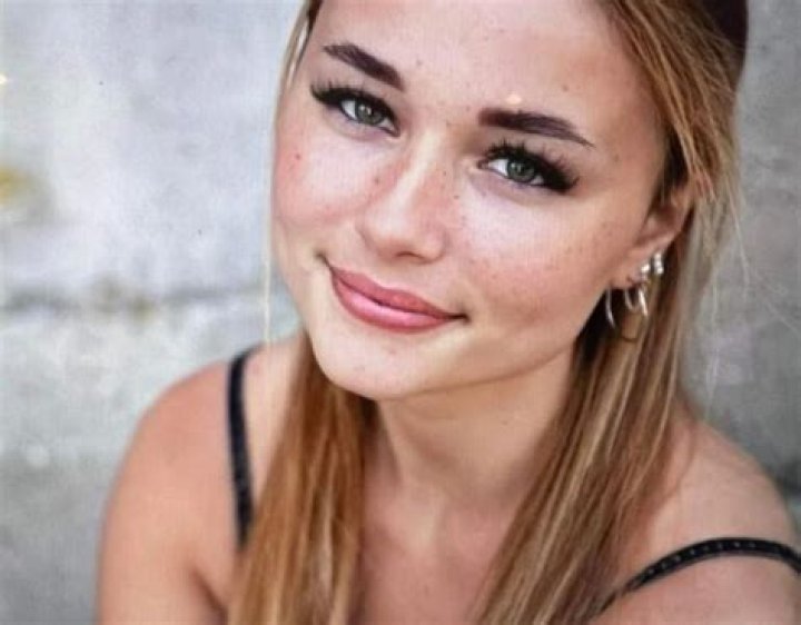 Unveiling The Truth: Chloe Mckenzie Car Accident