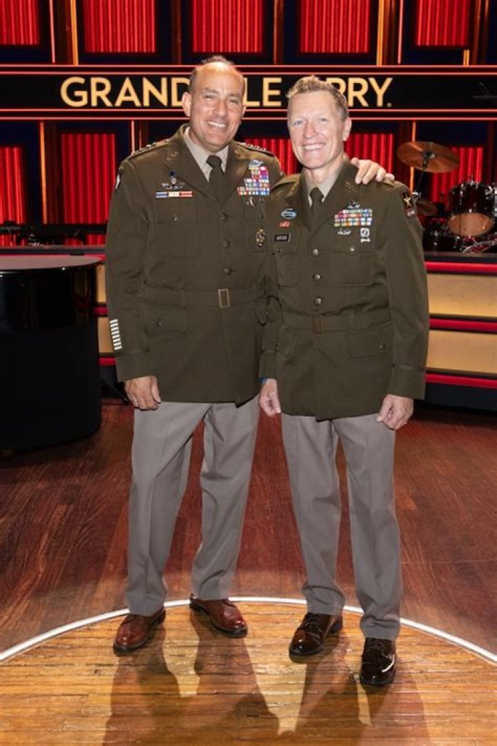 Unveiling The Secrets Behind Craig Morgan's Towering Height