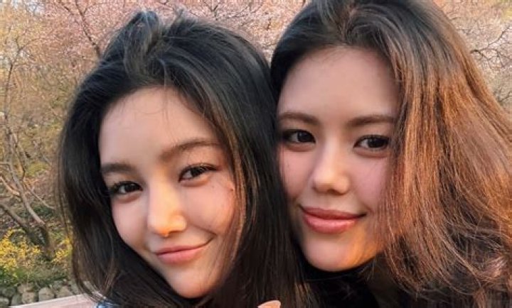 Discover The Inspiring Bond Between Danielle NewJeans And Her Sister