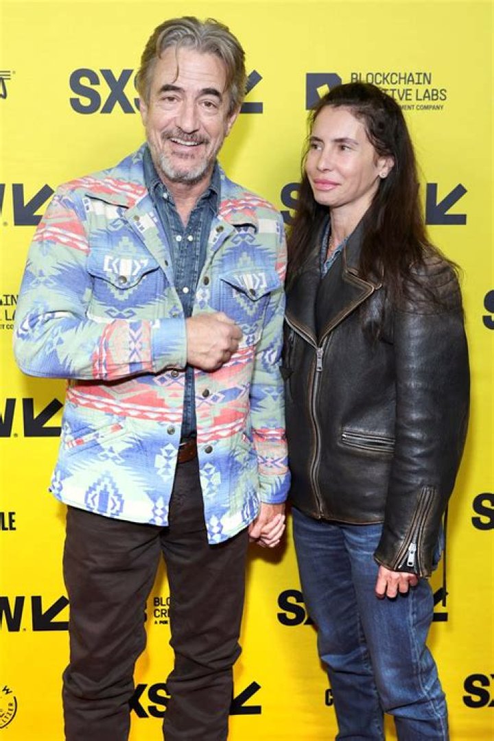 Dermot Mulroney's Wife: Uncovering The Untold Story