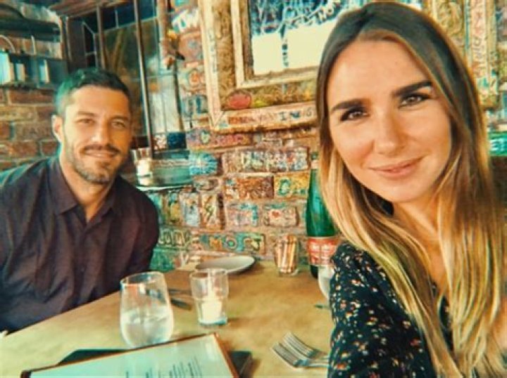 Uncover The Fascinating World Of Ed Quinn's Relationships