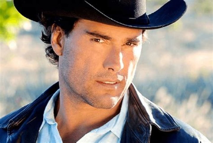 Unveiling The Enigma: Eduardo Yanez Revealed