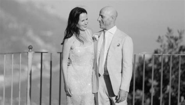 Unveiling The Secrets: Elizabeth Reaser's Husband Revealed