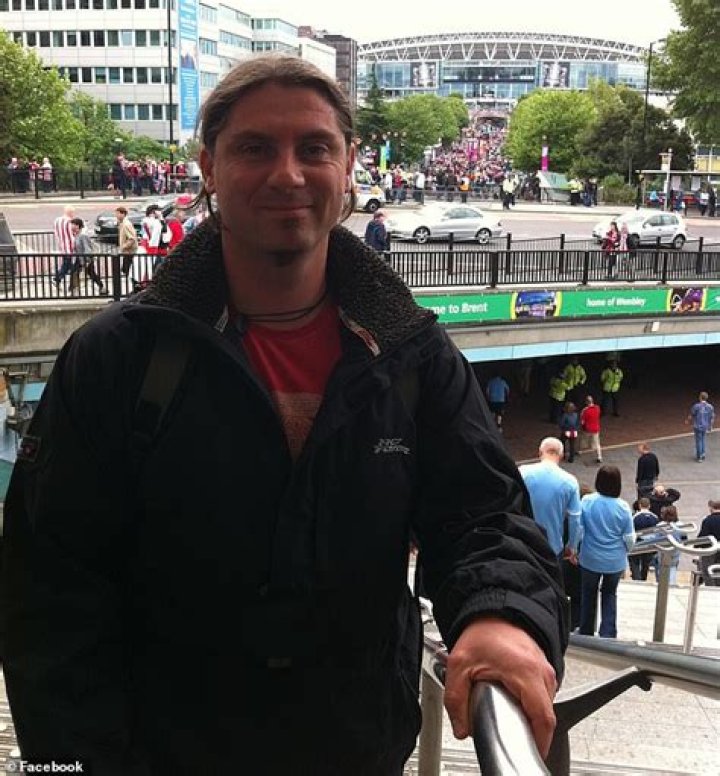 Elliot Osborne's Musical Journey And Mental Health Advocacy