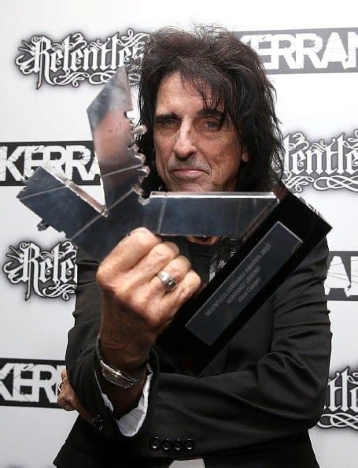 Exploring Alice Cooper's Net Worth