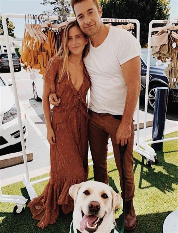 Unveiling The Untold Story Behind Lindsay Rae Hofmann's Age