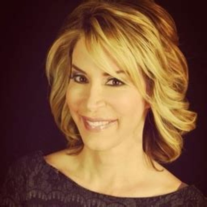 Uncover The Truth: Lynn Martinez's Age Revealed