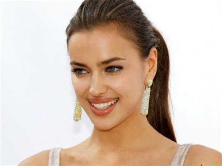 Uncover The Secrets Of Irina Shayk's Weight: Discoveries And Insights