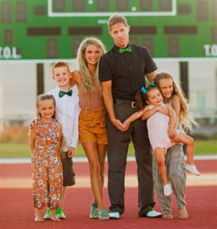 Is Taran Nolan Still Married?