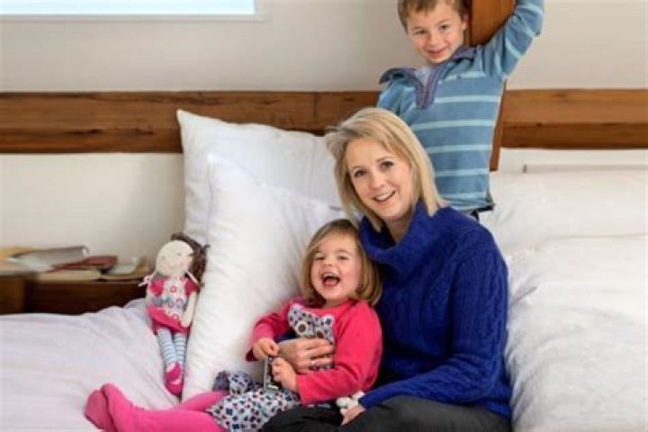 Isabel Oakeshott's Family Ties And Political Legacy