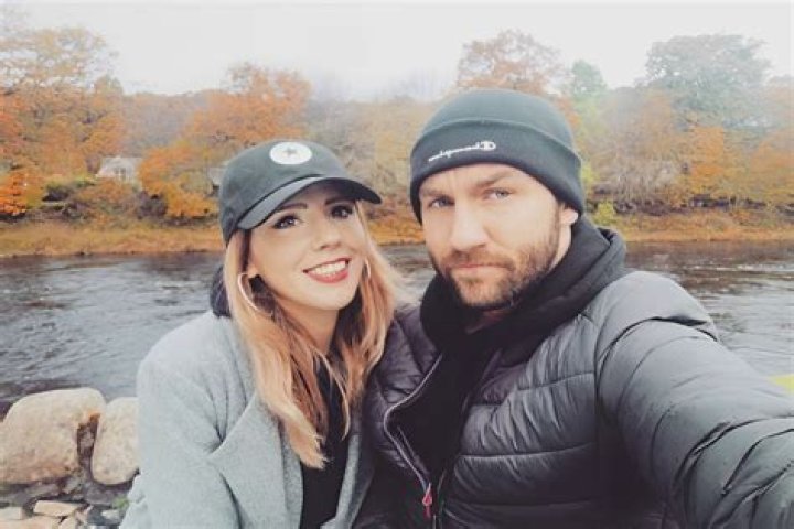 Discover The Secrets Of Isla Dawn's Enchanting Love Story