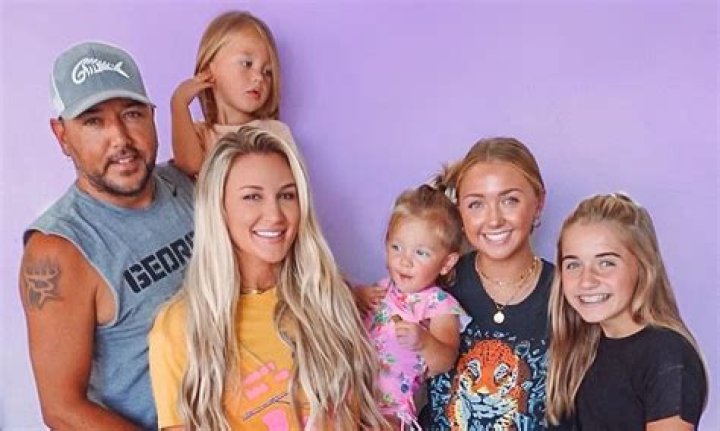 Unveiling The Heart Of A Country Star: Jason Aldean's Family Journey