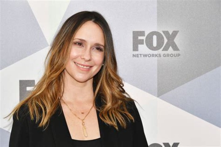 Unveiling Jennifer Love Hewitt's Net Worth: Secrets, Surprises, And Success