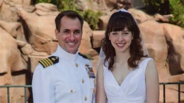 The Inspiring Story Of The White House Press Secretary's Wife