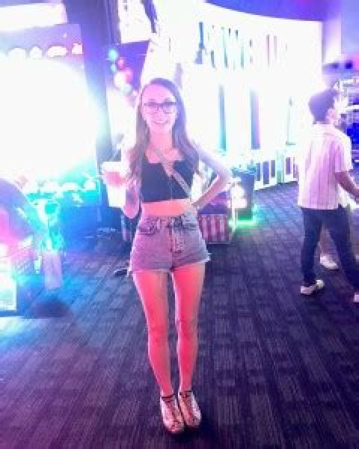 Explore Kat Timpf's Height, Weight, And More
