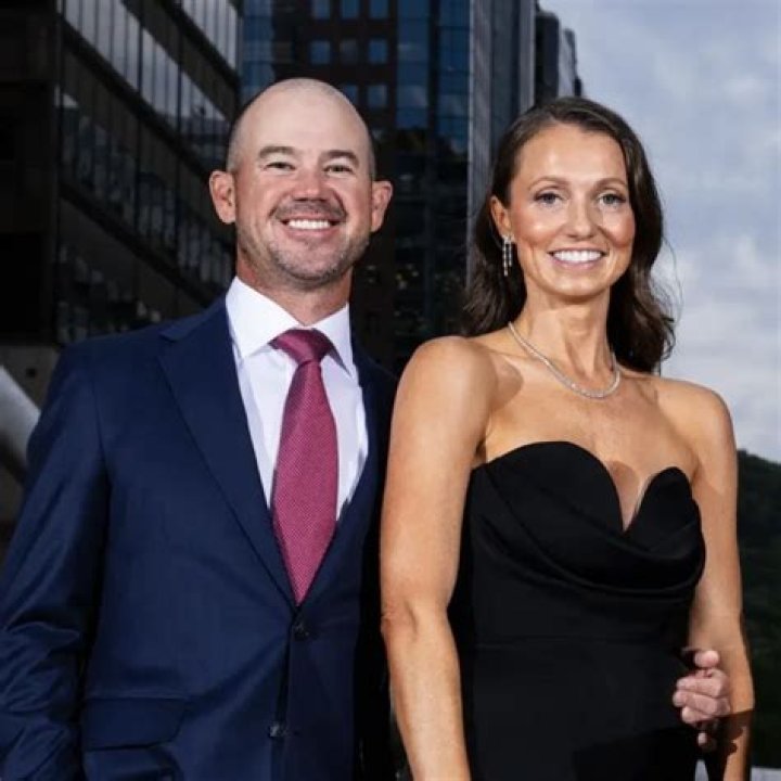 Kelly Van Slyke's Height And Its Impact