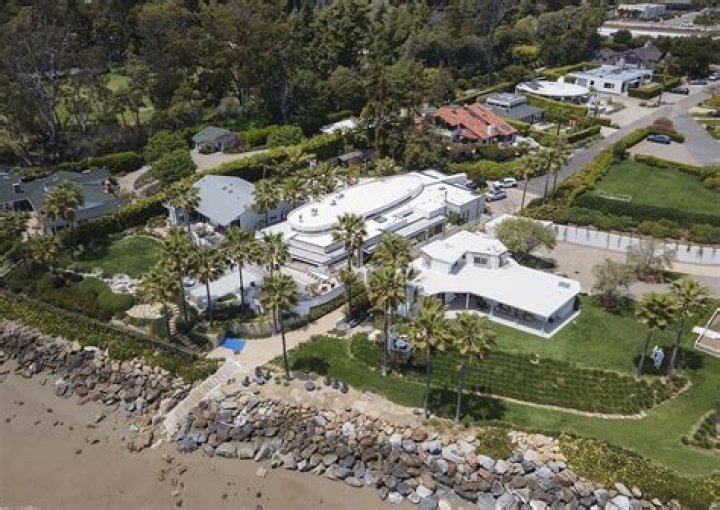 Unveil The Enchanting World Of Kevin Costner's Estate