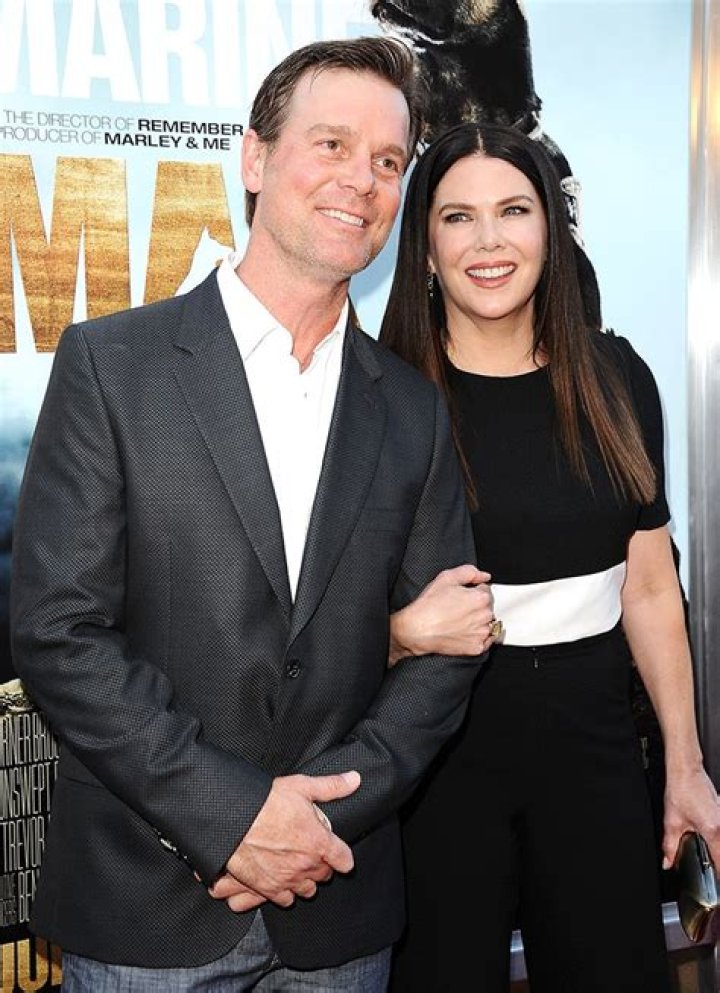 Lauren Graham's Enduring Hollywood Romance