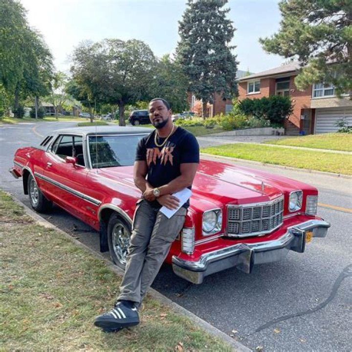 Unveiling The Secrets Of Laz Alonso's Height And Weight: A Journey Of Discovery