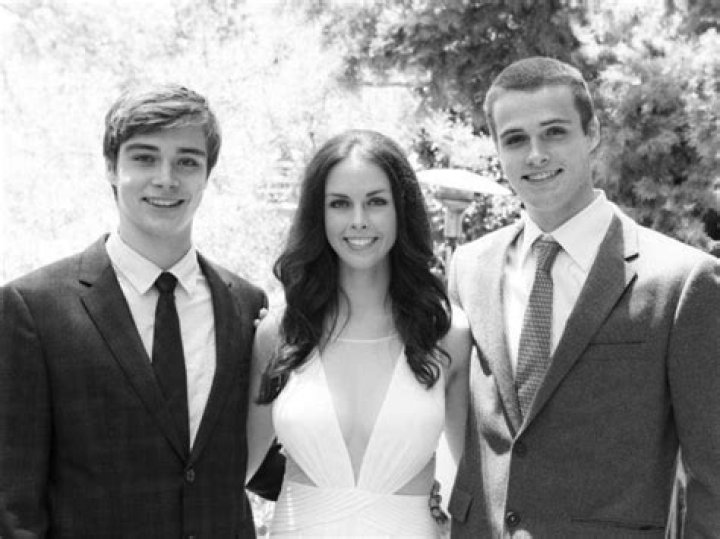 Discoveries About Lee Majors' Twin Sons