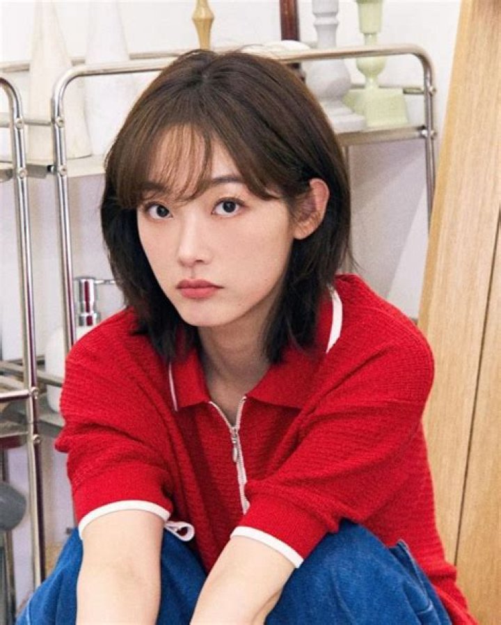 Unveiling The Multifaceted Artistry Of Lee Yoomi: Unveiling Hidden Depths