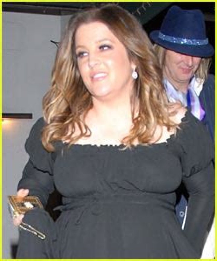 Lisa Marie's Twin Pregnancy Journey