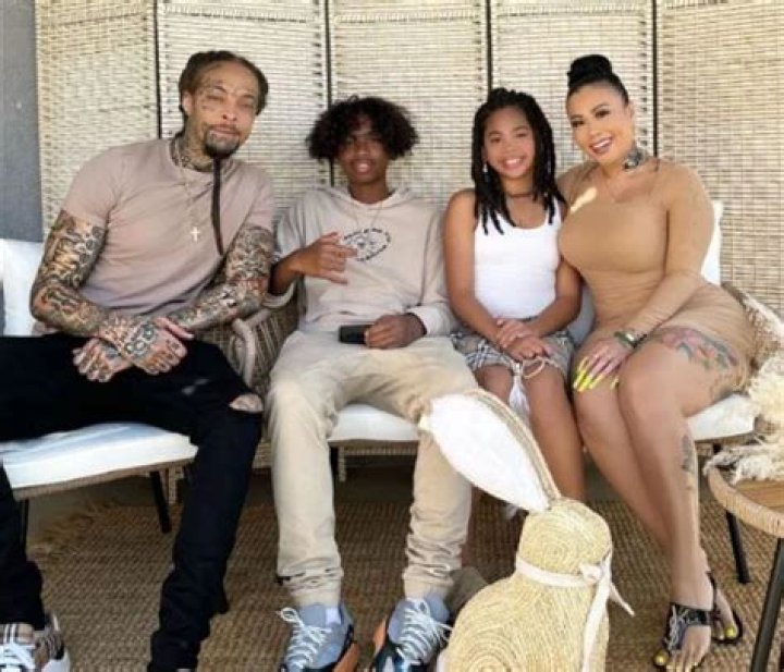 Discoveries Await Within The World Of "Lovely Mimi Family"