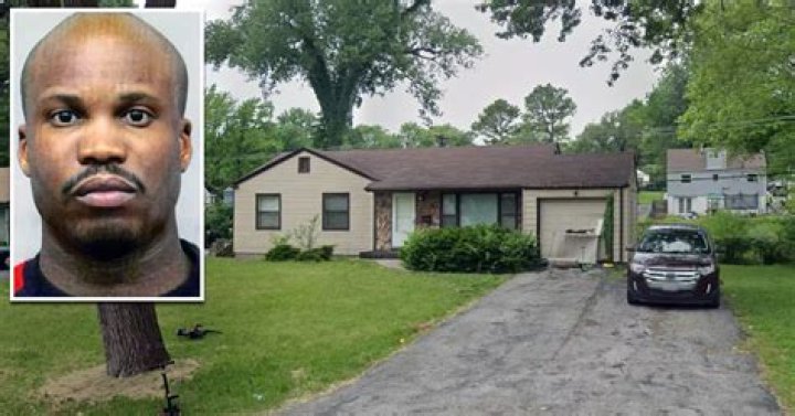 A Journey Into Maury Travis' House Pictures