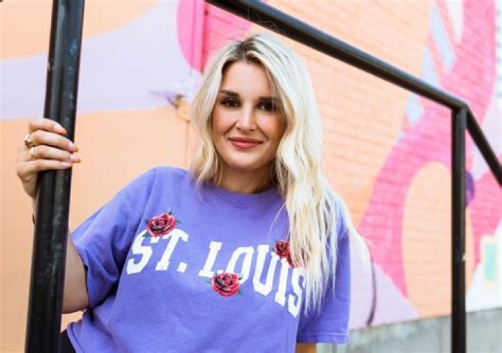 A Wikipedia Journey Of Political Insights