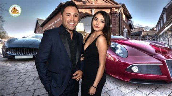 The Secrets Of Her Bond With Oscar De La Hoya