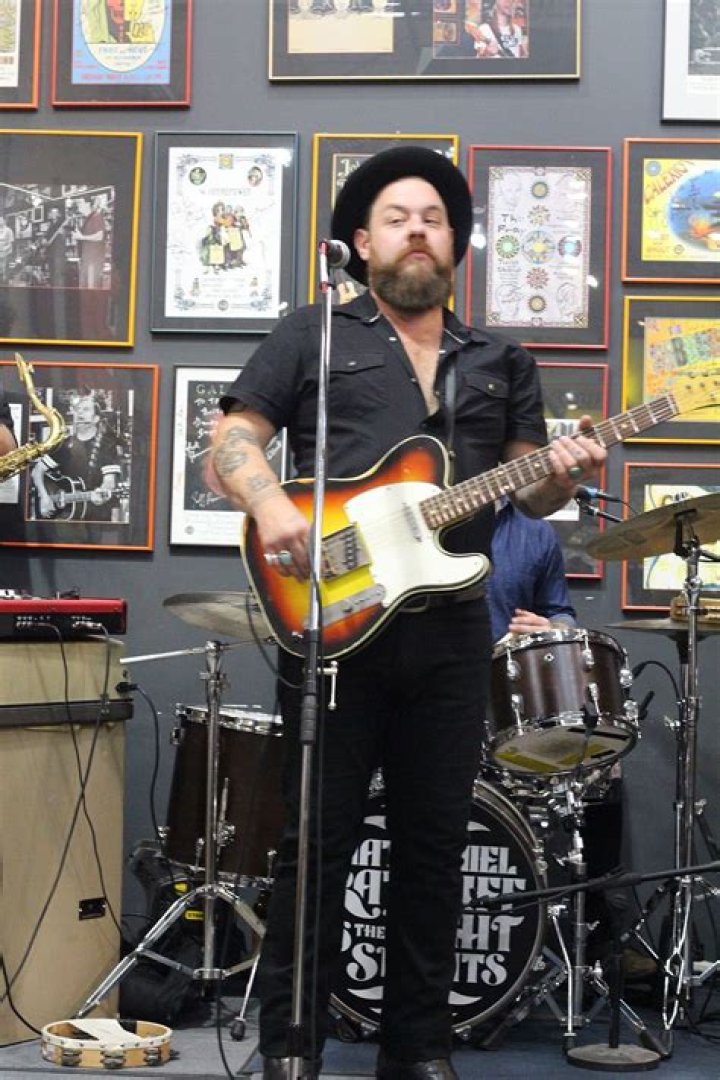 Unveiling Nathaniel Rateliff's Height: Discoveries And Insights