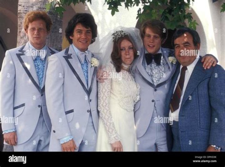Unveiling The Secrets: Ron Howard's Wedding Unraveled