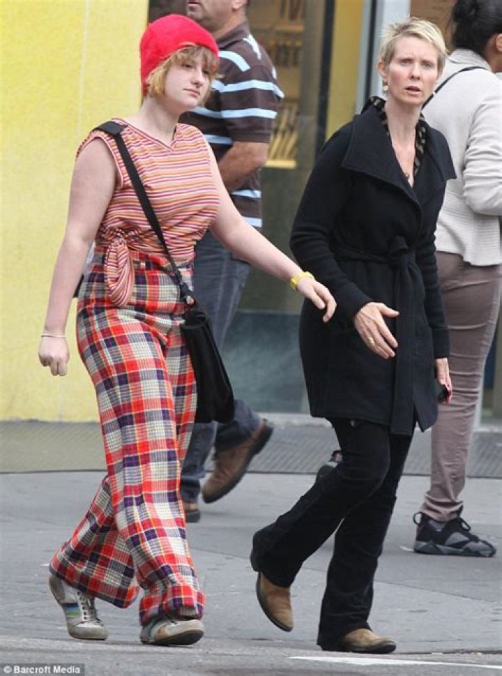 Unveiling The Extraordinary World Of Samantha Mozes: Discoveries And Insights