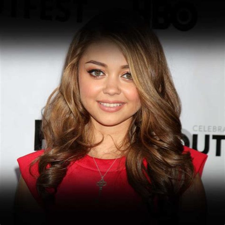 Sarah Hyland's Age And Its Impact