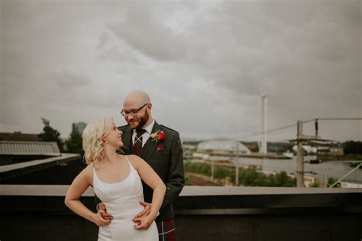 Unveiling The Strength And Resilience Of Susanne Craig's Marriage