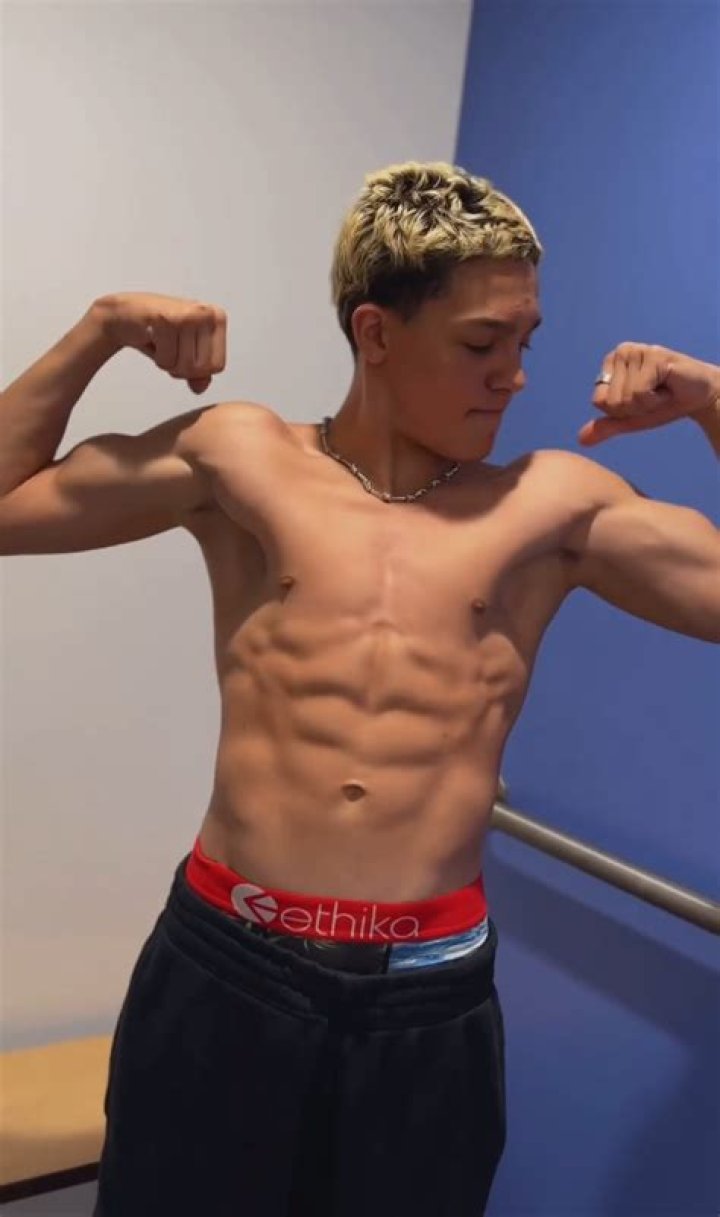 Unleash The Secrets Of Big Wave Surfing: Trey Makai's Journey