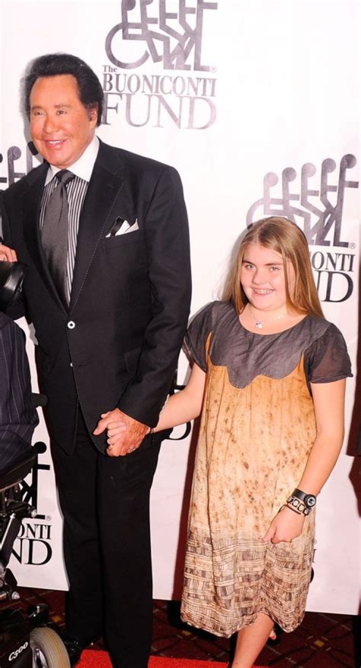 Wayne Newton's Family And Its Impact