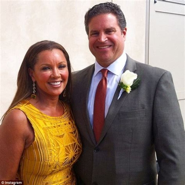 Unraveling Vanessa Williams's Marital Journey