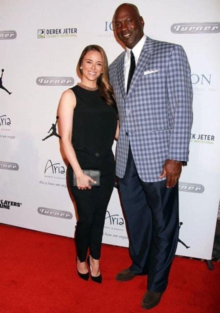 Uncover The Secrets: Yvette Prieto's Height Unveiled